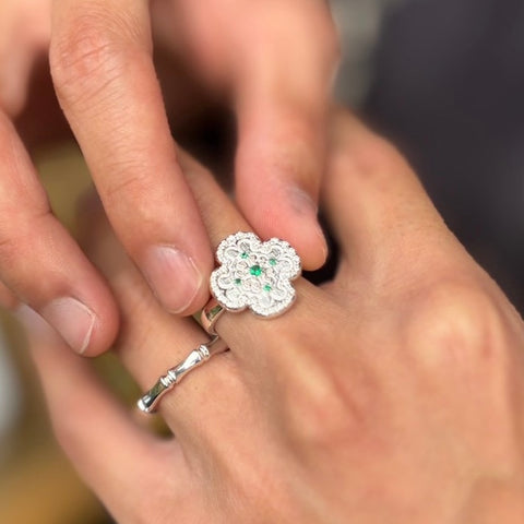 Clover Ring