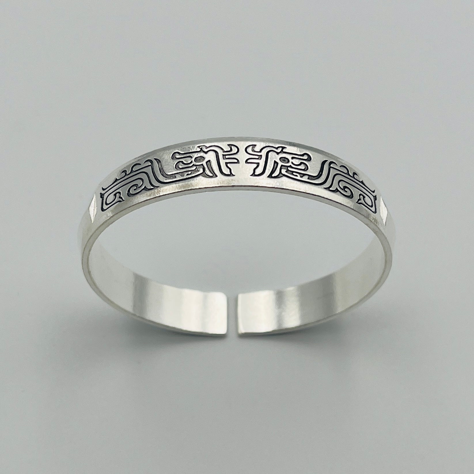 Dragon” Bangle – CRAFT TALES