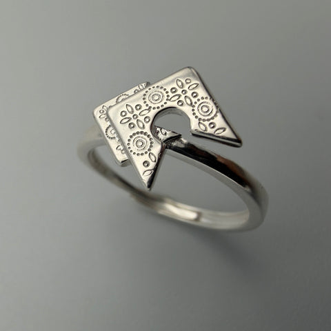 Chipped Square Ring