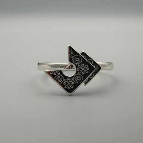 Chipped Square Ring