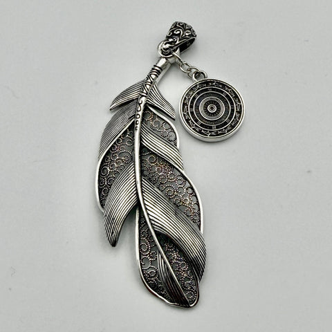 Pendant “Feather”