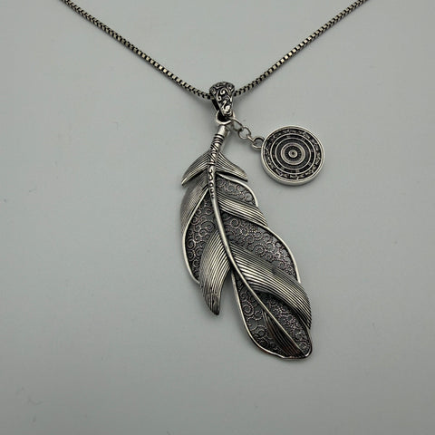 Pendant “Feather”