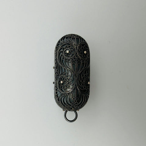 Silver Case for AirPods 4 (Mark 1)