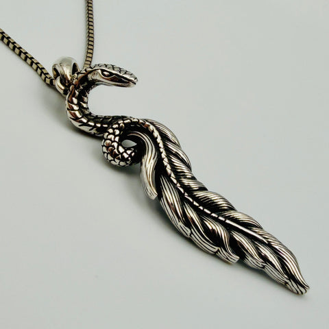 Pendant “ Snakefeather”