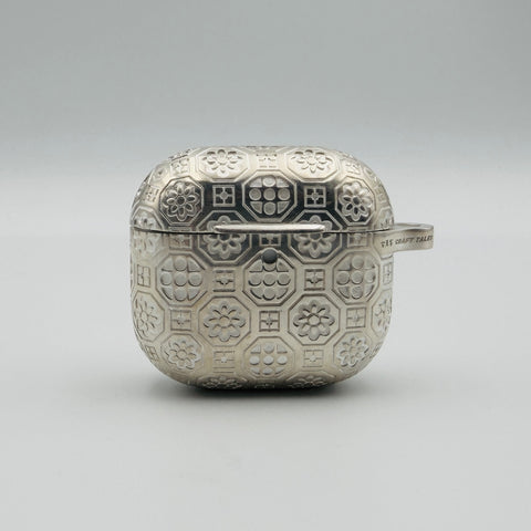 Silver Case for AirPods 4 (Mark 2)