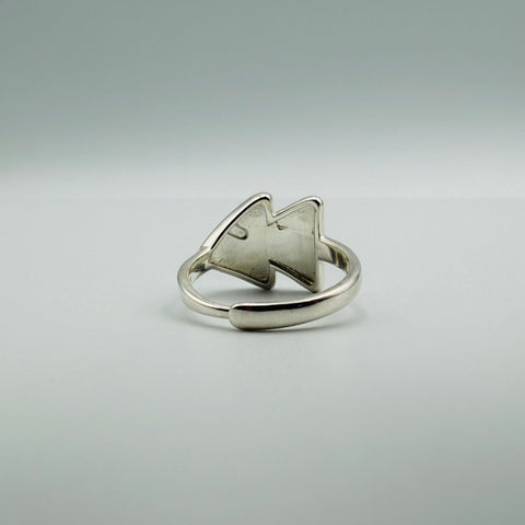 Ring “Twin Scroll”