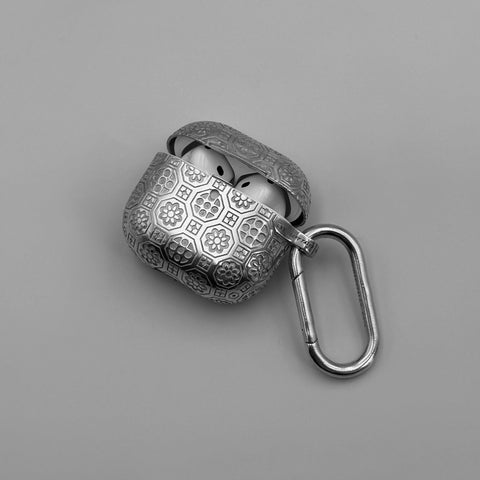 Silver Case for AirPods 5 & 4 (Mark 2)