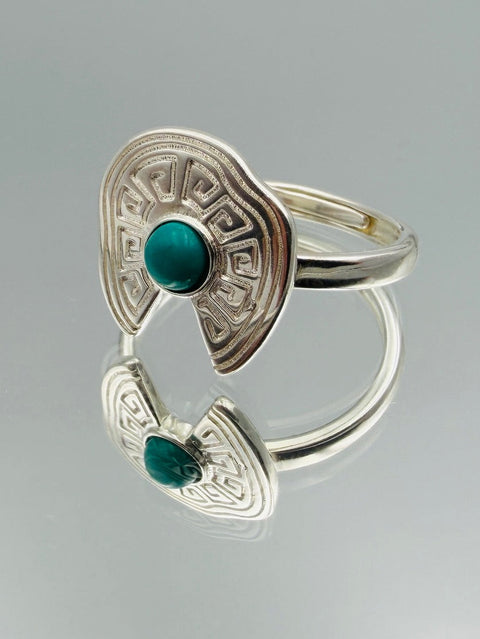 古の森の記憶を宿すミャオ族の切り株リングが発売！