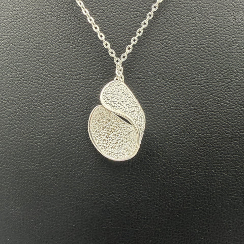 Twist Peel Necklace