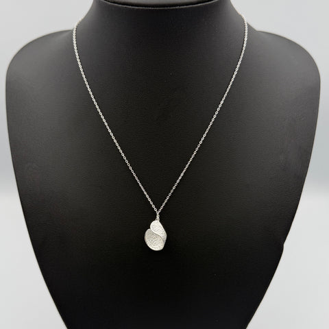Twist Peel Necklace