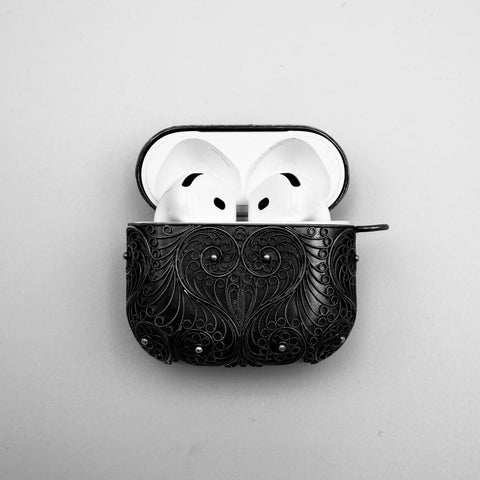 Silver Case for AirPods 4 (Mark 1)